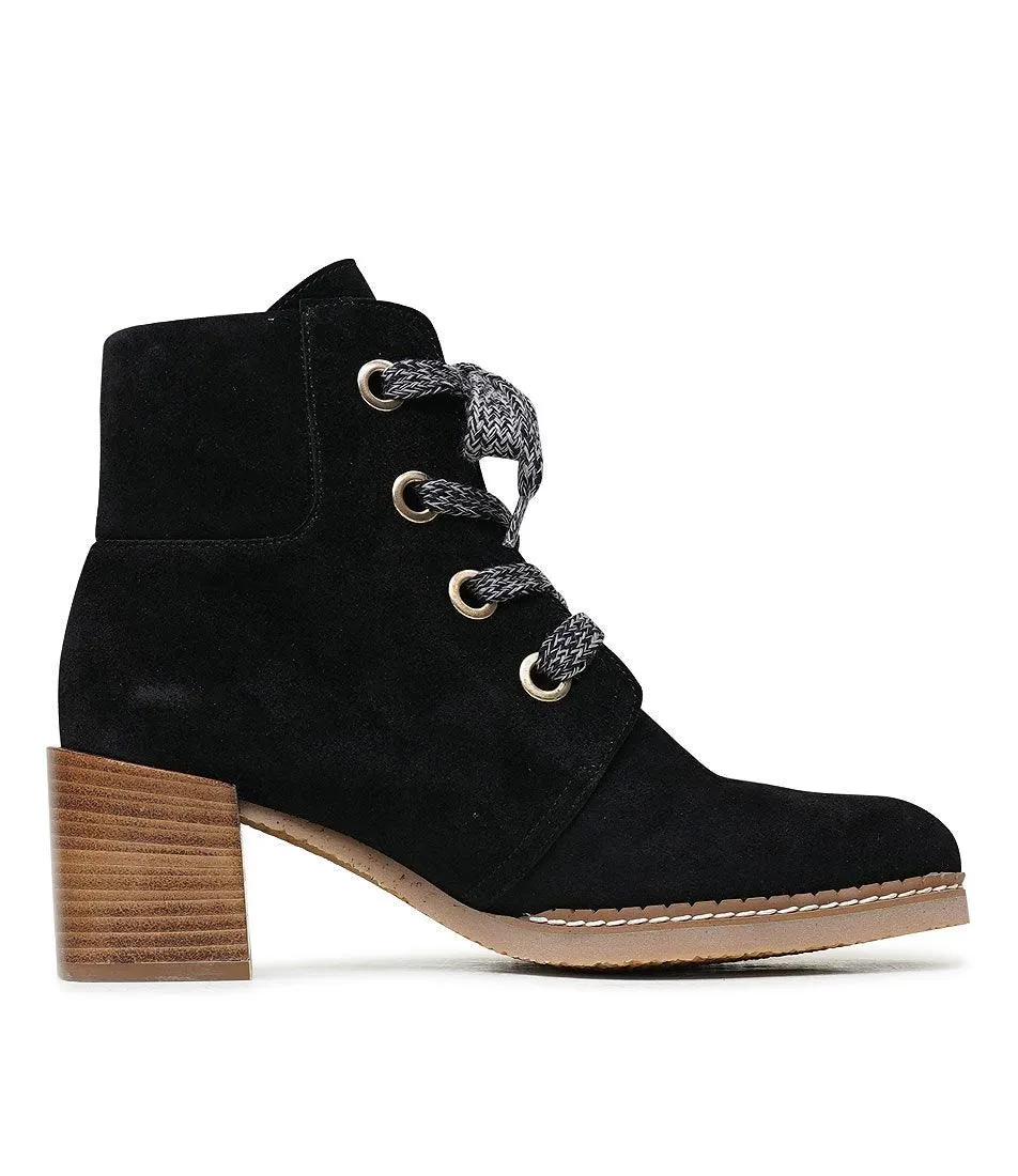 8157 Black Suede Ankle Boots