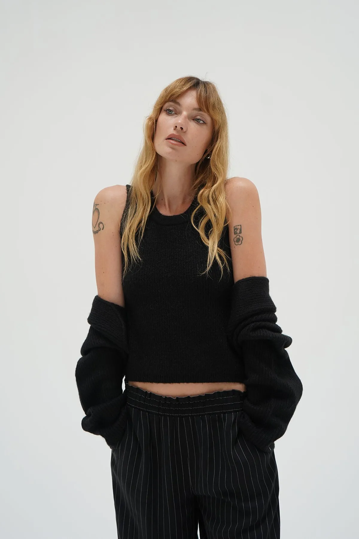 Ean Shrug Sweater Set - Black