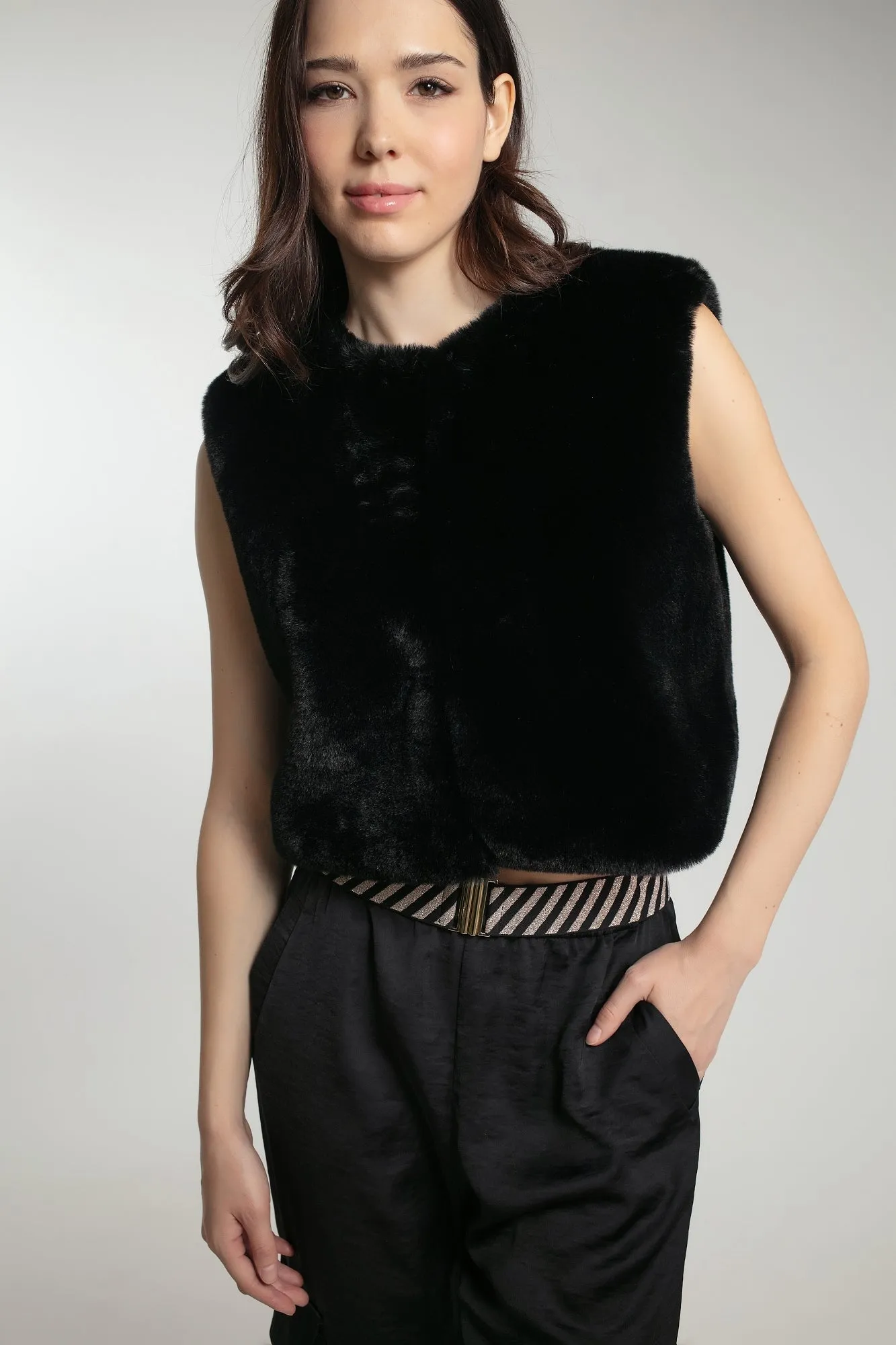 EDELWEISS GILET IN BLACK