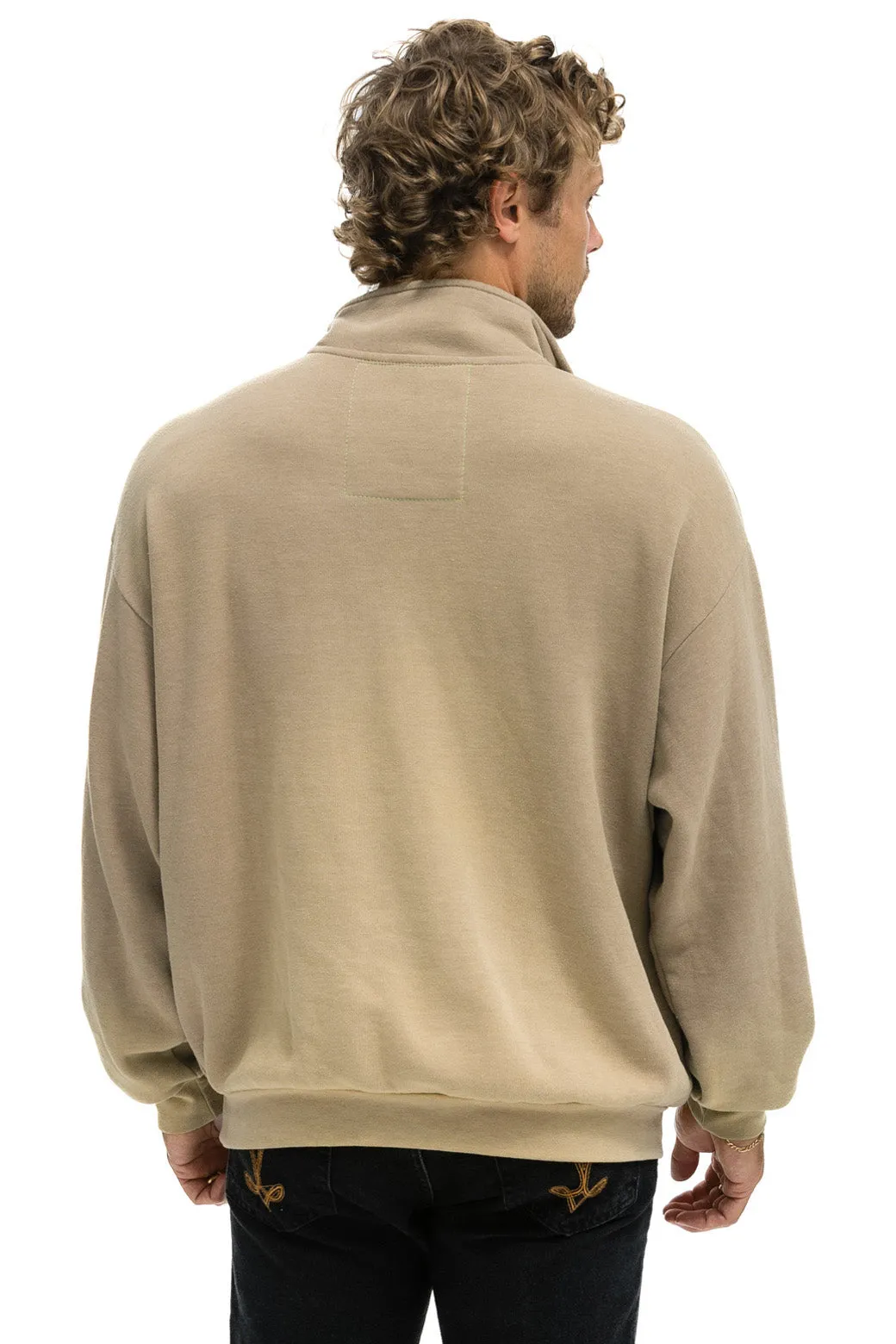 ESSENTIAL HALF ZIP RELAXED SWEATSHIRT - FADED TAN