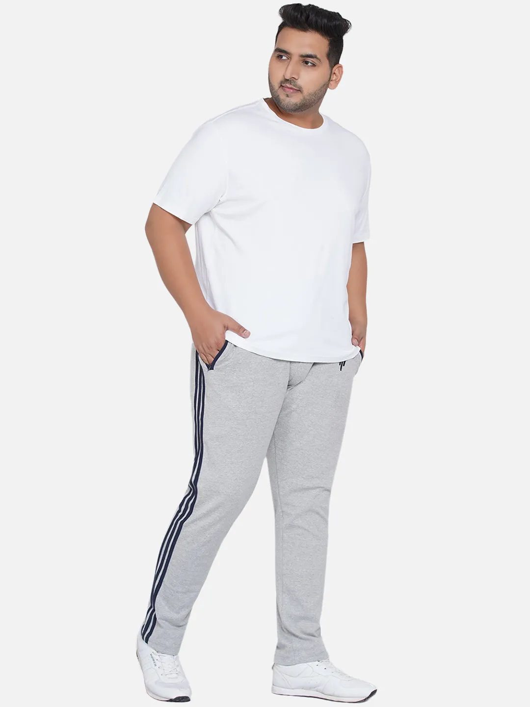 Santonio - Men Grey Plus Size Solid Straight-Fit Track Pants