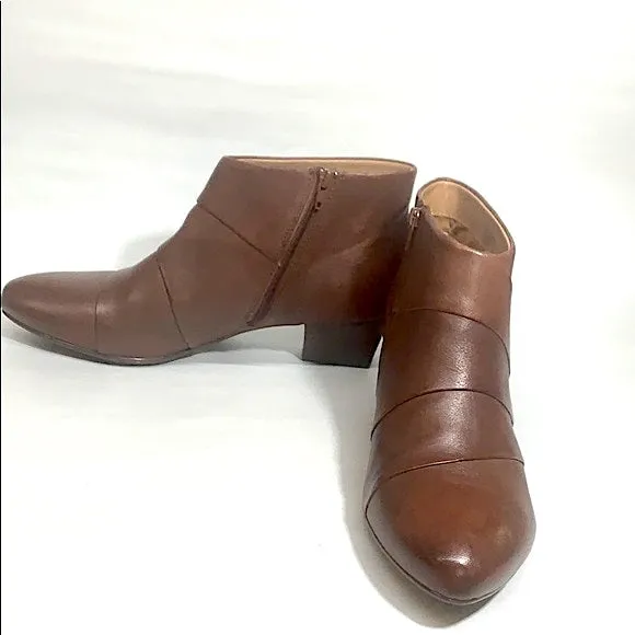 Sofft-Women’s •Rachel• Bootie -Cognac Leather  9M